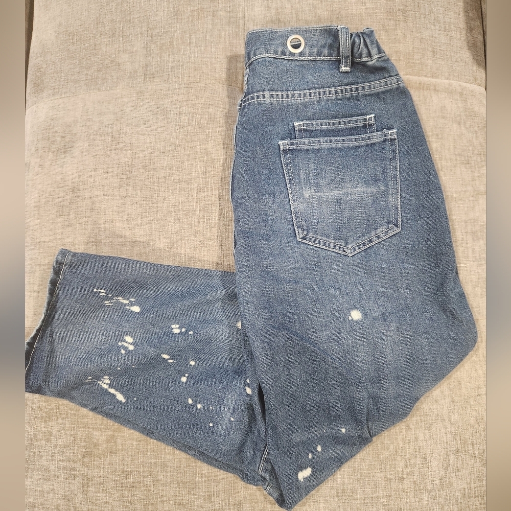 Jeans - Picture 1 of 3